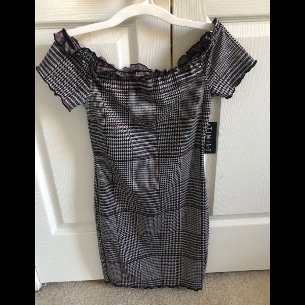 Off the Shoulder Plaid Bodycon dress from A’Gaci